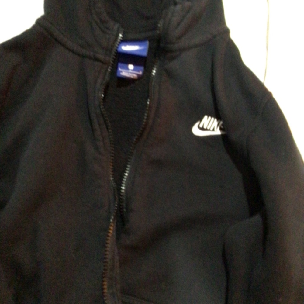 Boys Nike hoodie - Picture 2 of 3